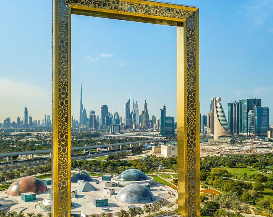 самая большая в мире рамка Dubai Frame 1
