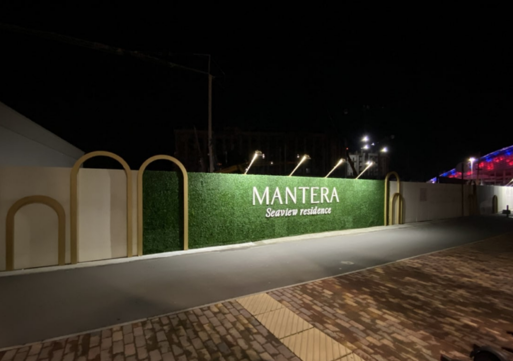 Забор для сочинского премиум-проекта Mantera, разработанный Центром дизайна GMK.